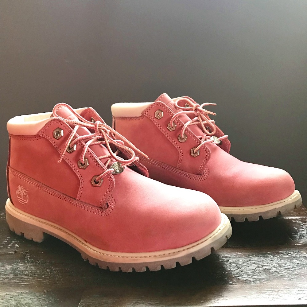 Timberland NWOT Nellie Waterproof Chukka Boots